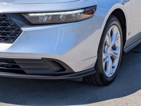 Certified 2025 Honda Accord LX image 10