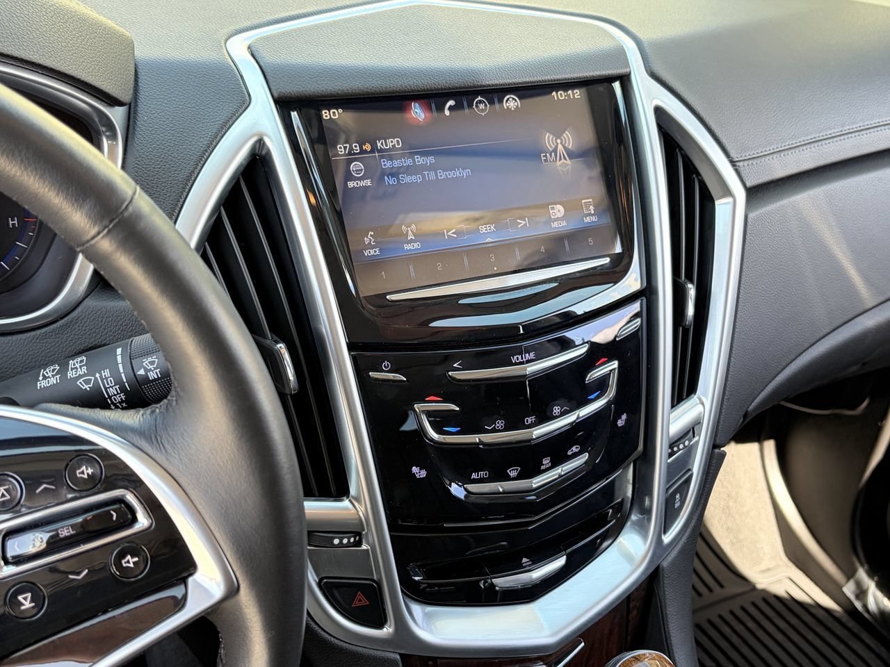 Used 2015 Cadillac SRX Luxury w/ Driver Awareness Package FWD image 26