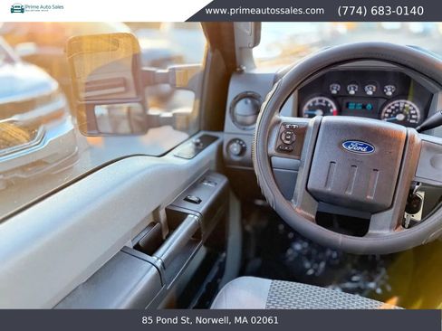 Used 2016 Ford F250 XL w/ XL Appearance Package AWD/4WD image 17
