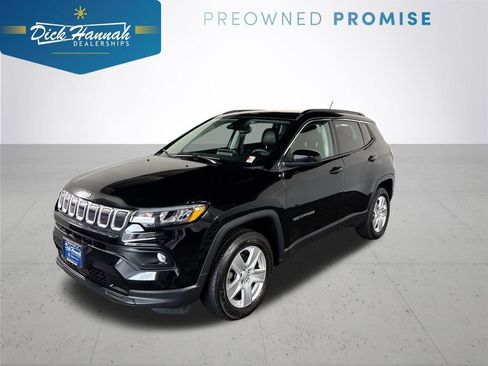 Used 2022 Jeep Compass Latitude w/ Sun and Sound Group AWD/4WD image 1