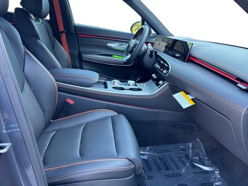 New 2026 Genesis GV70 3.5T Sport Advanced image 15