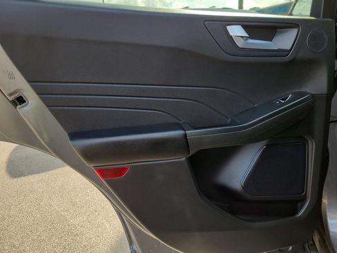 Used 2024 Ford Escape ST-Line Elite w/ Premium Technology Package AWD/4WD image 11
