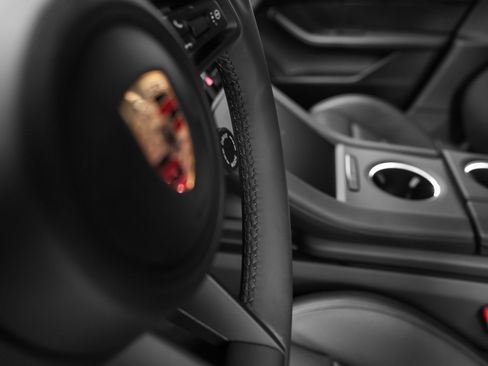 New 2026 Porsche Taycan image 36