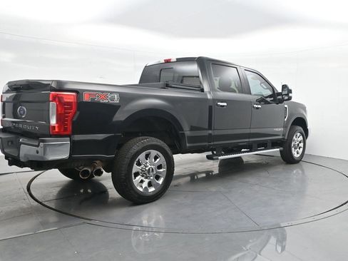 Used 2018 Ford F250 Lariat w/ Lariat Ultimate Package image 5