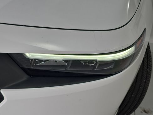 Used 2024 Honda Accord EX image 30