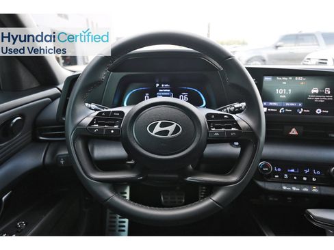 Certified 2025 Hyundai Elantra Sport FWD image 16