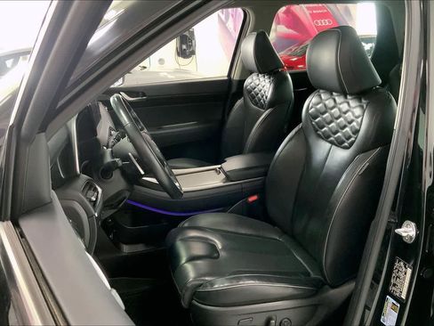 Used 2021 Hyundai Palisade Limited image 9