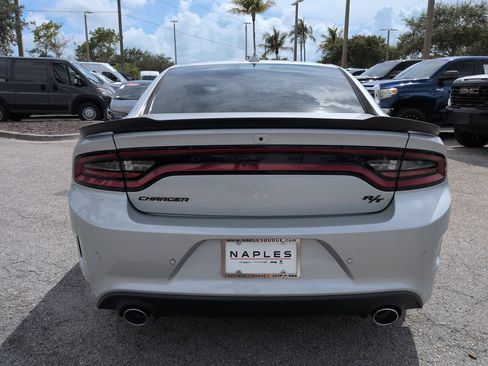 Used 2023 Dodge Charger R/T w/ Plus Group RWD image 6