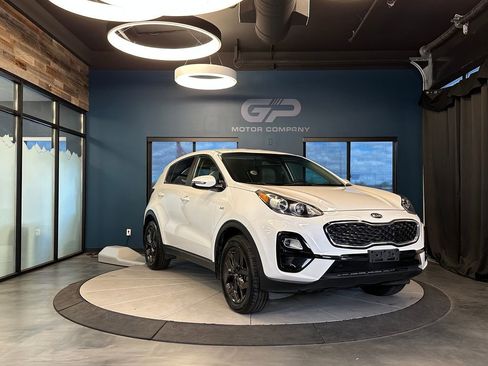 Used 2022 Kia Sportage LX w/ LX AWD Value Edition Package image 1