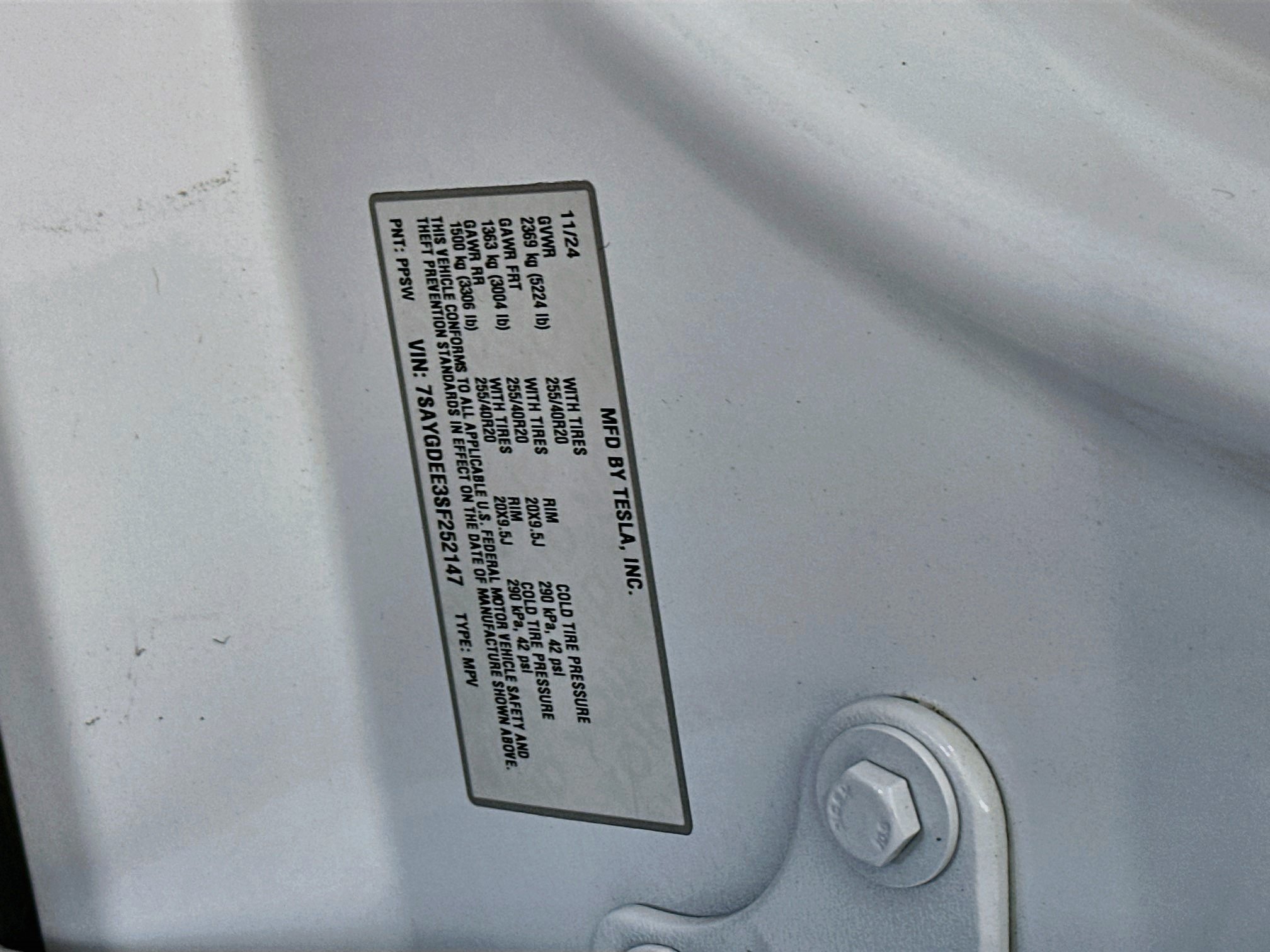 Used 2025 Tesla Model Y Long Range AWD/4WD image 12