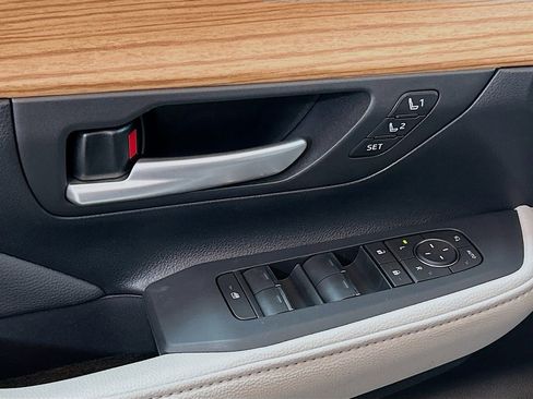 New 2026 Toyota Grand Highlander AWD Hybrid image 16