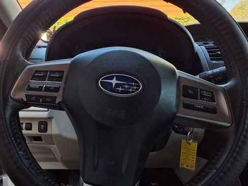 Used 2014 Subaru Crosstrek 2.0i Limited image 10