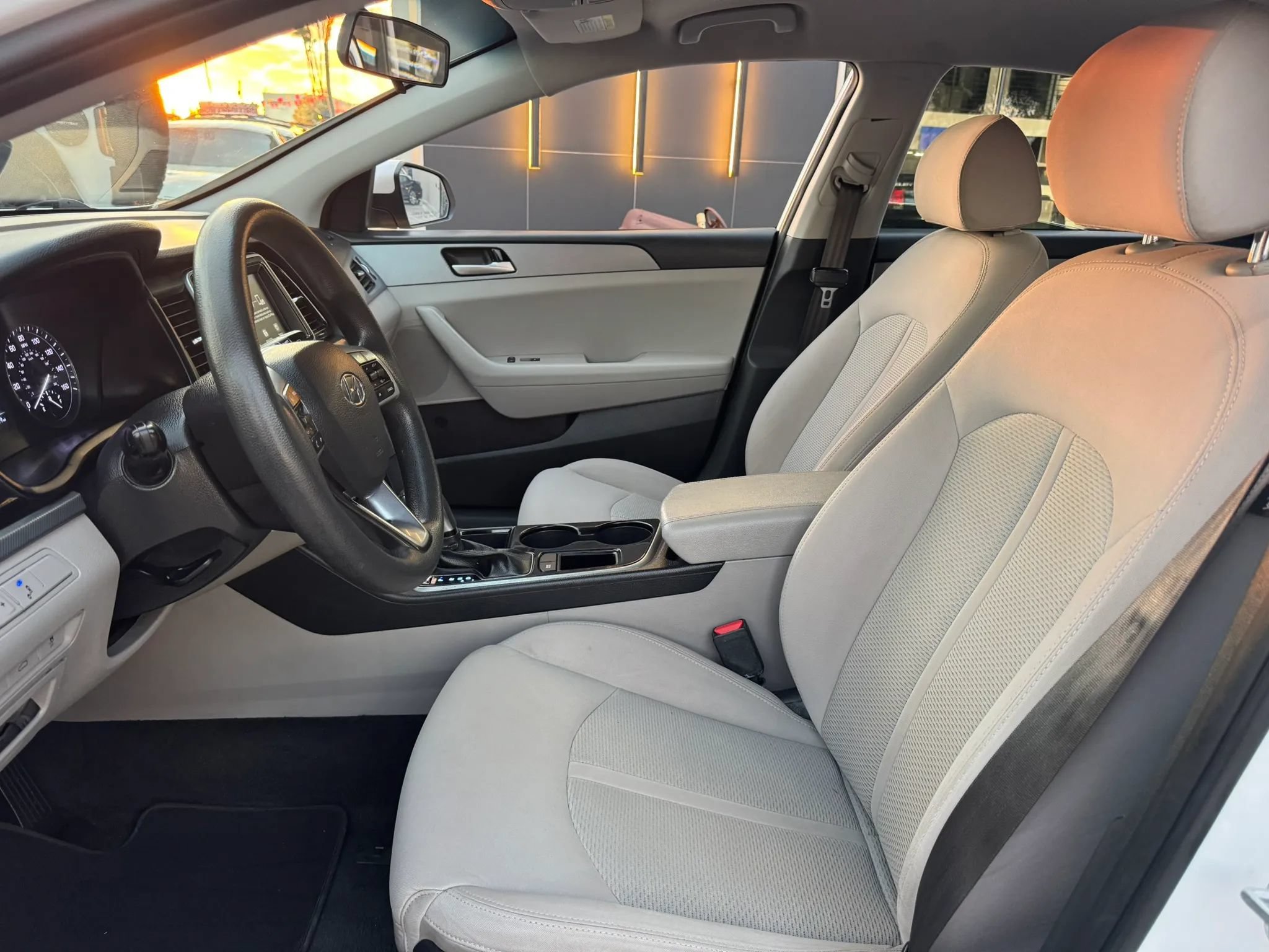 Used 2019 Hyundai Sonata SE FWD image 10