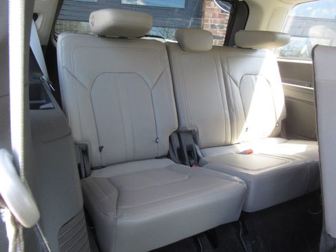 Used 2020 Ford Expedition Limited w/ Equipment Group 302A image 15