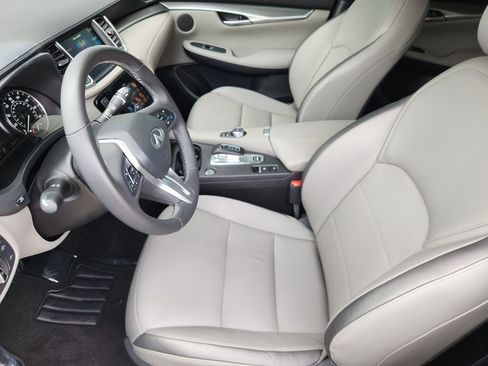 Used 2023 INFINITI QX50 Luxe AWD/4WD image 13