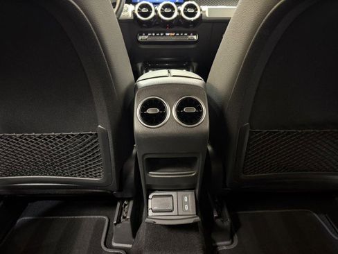 Certified 2025 Mercedes-Benz GLB 250 image 15