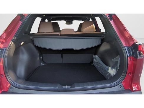Used 2026 Toyota Corolla Cross XLE FWD image 9