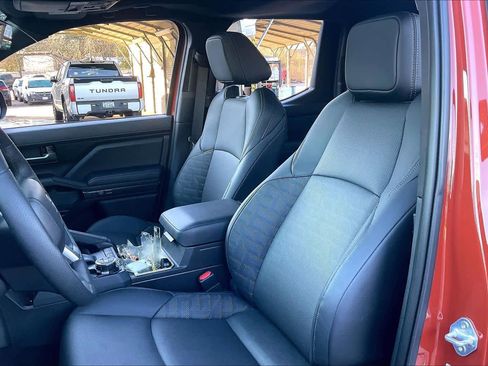 New 2025 Toyota Tacoma TRD Off-Road image 8