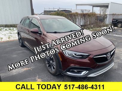 Used 2019 Buick Regal Essence w/ Driver Confidence Package I