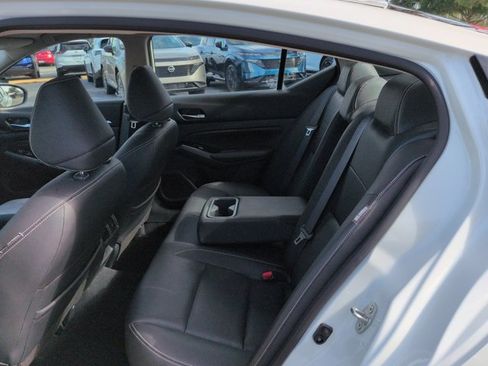 Certified 2022 Nissan Altima 2.5 SL FWD image 13