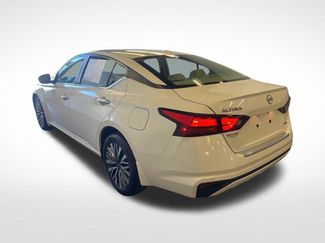Used 2023 Nissan Altima 2.5 SV AWD/4WD video 3