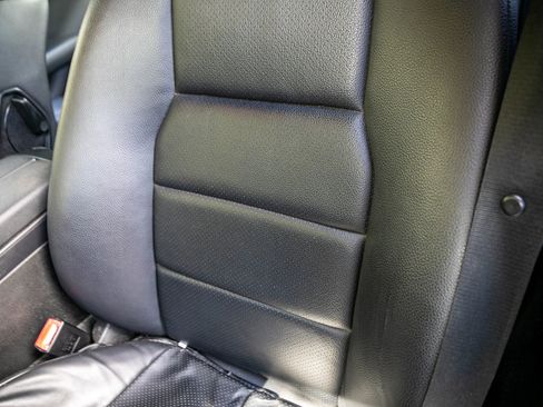 Used 2011 Mercedes-Benz C 300 Sedan image 32