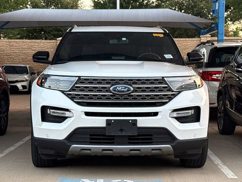 Used 2024 Ford Explorer King Ranch w/ Technology Package AWD/4WD image 2