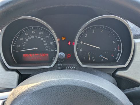 Used 2005 BMW Z4 2.5i image 18