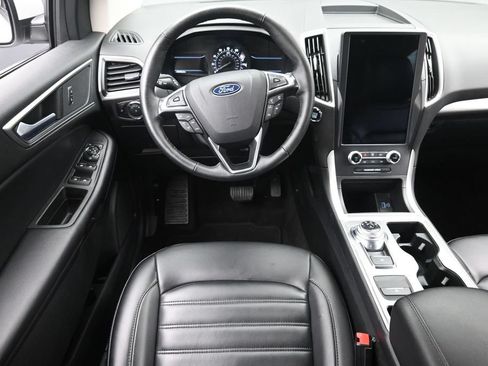 Used 2024 Ford Edge SEL AWD/4WD image 14