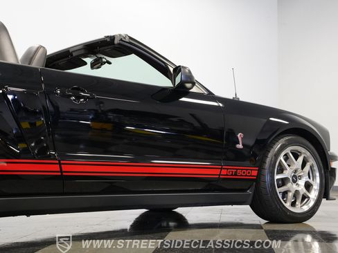 Used 2009 Ford Mustang Shelby GT500 RWD image 29