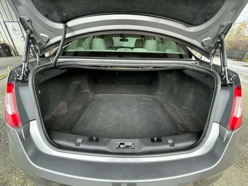 Used 2012 Ford Taurus SEL image 22