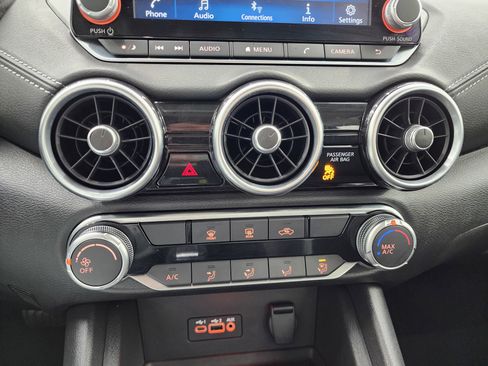 Used 2023 Nissan Sentra SV image 39