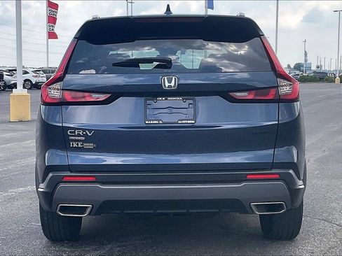Used 2025 Honda CR-V Sport image 3