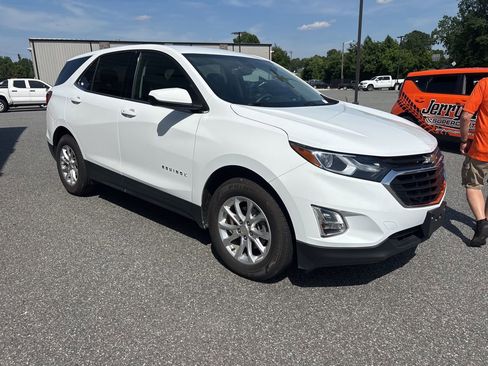 Used 2020 Chevrolet Equinox LT FWD image 9