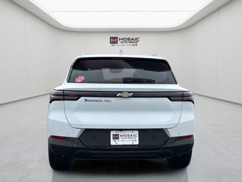 New 2026 Chevrolet Equinox EV LT image 6