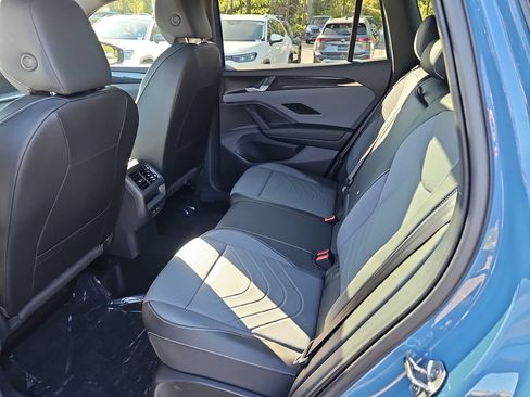 New 2025 Volkswagen Tiguan SE R-Line AWD/4WD image 20