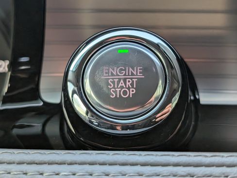 Used 2022 Lincoln Corsair FWD w/ Equipment Group 101A image 27