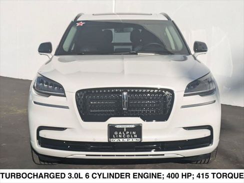 Used 2023 Lincoln Aviator Reserve w/ Equipment Group 201A AWD/4WD image 8