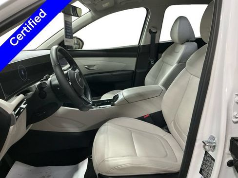 Certified 2025 Hyundai Tucson SEL AWD/4WD image 10