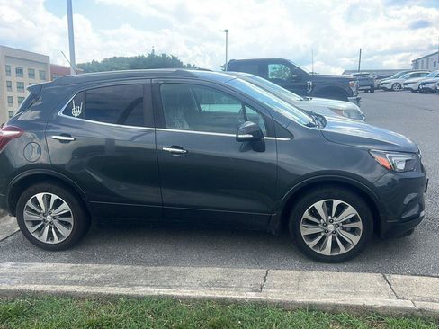 Used 2018 Buick Encore Preferred FWD image 5