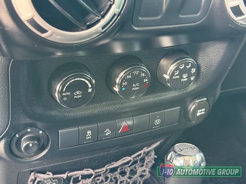 Used 2013 Jeep Wrangler Sahara w/ Connectivity Group AWD/4WD image 27