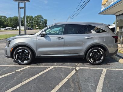 Used 2025 Kia Sorento EX