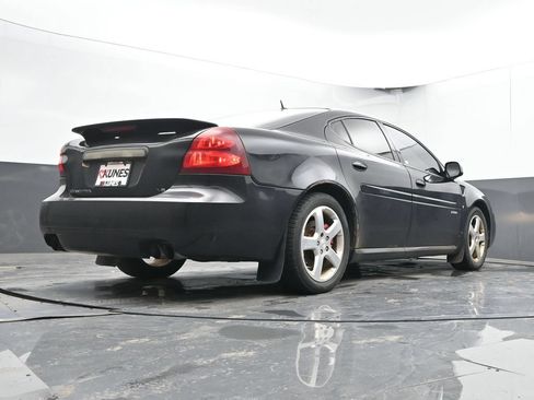 Used 2008 Pontiac Grand Prix GXP w/ Sun And Sound Package FWD image 21