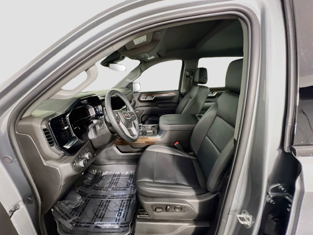 Used 2025 GMC Sierra 1500 Elevation w/ Elevation Premium Package AWD/4WD image 21