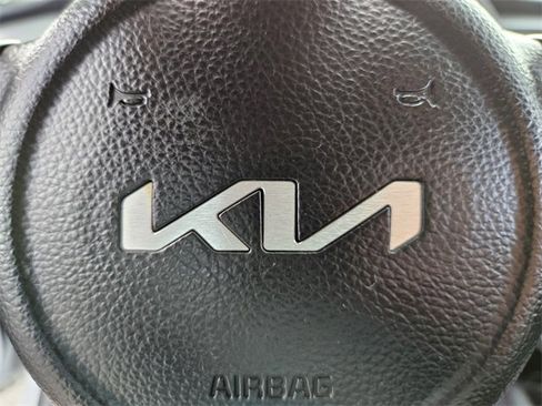 Used 2023 Kia Rio LX image 26