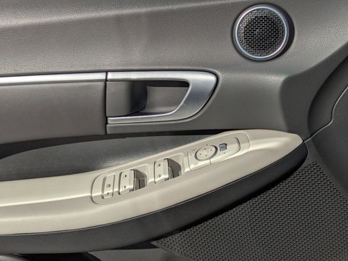 Used 2025 Hyundai Sonata SEL image 12