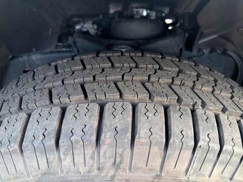 Used 2023 RAM 1500 Tradesman w/ Power & Remote Entry Group image 11