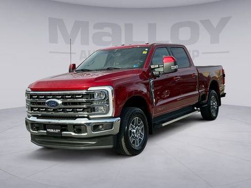 Used 2023 Ford F350 Lariat image 1