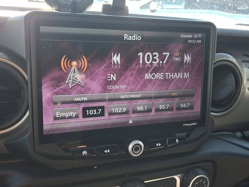 Used 2021 Jeep Wrangler Unlimited Sport AWD/4WD image 15
