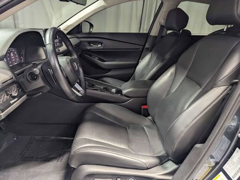 Used 2024 Honda Accord Touring image 10